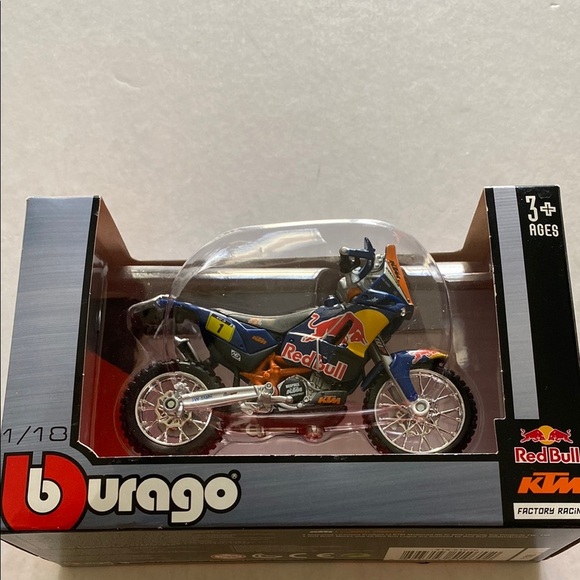 Bburago KTM 450 Rally ( Dakar Rally) 1/18 Motorcycle Die Cast Metal w/ Plastic - Picture 1 of 6